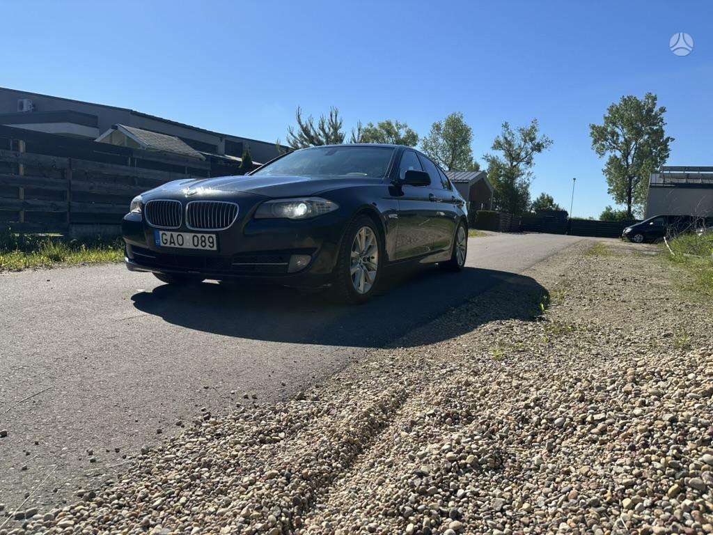 BMW 535, 3.0 l., Седан