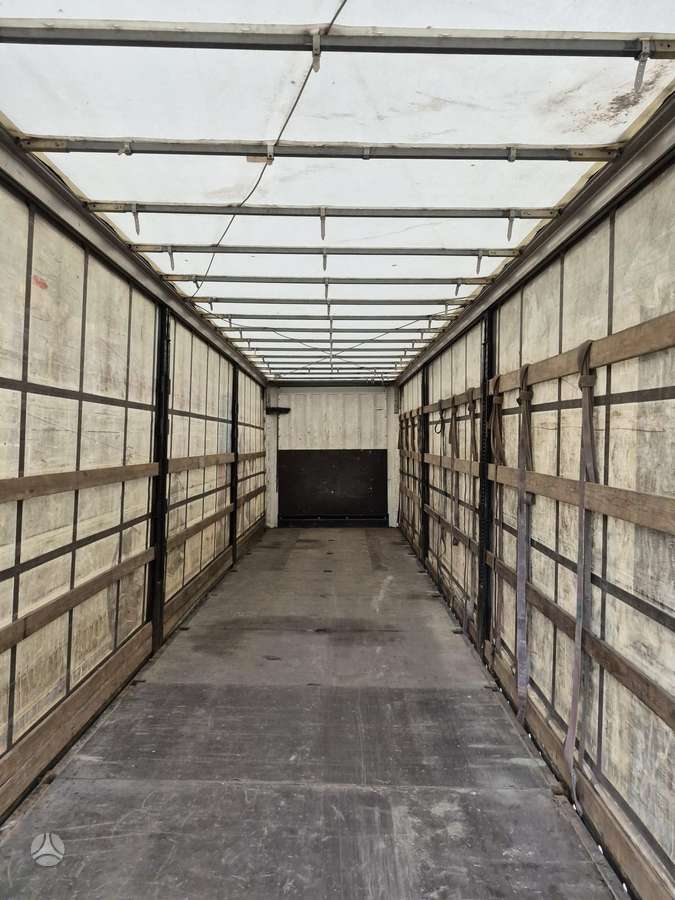 Krone, curtain / tarpaulin