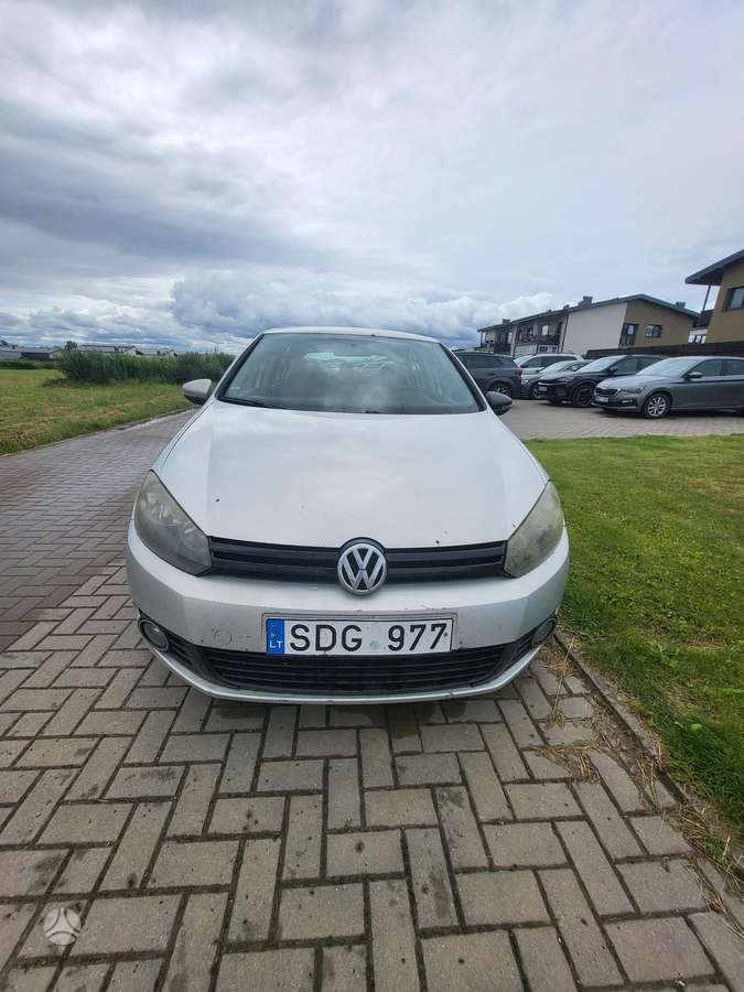 Volkswagen Golf - 4