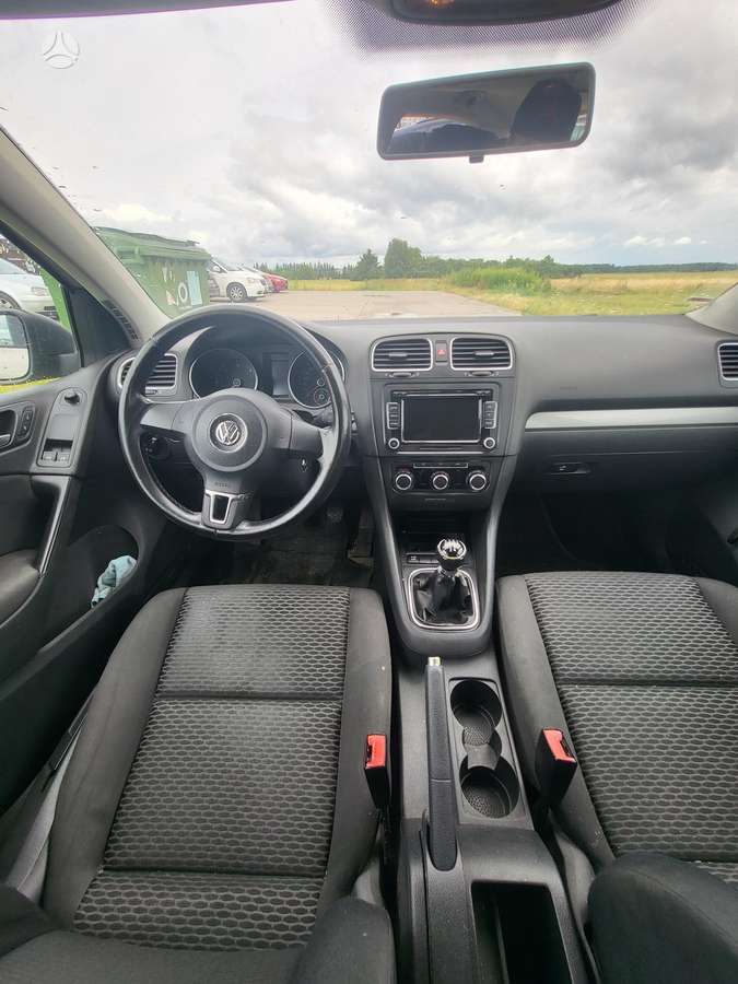 Volkswagen Golf - 7