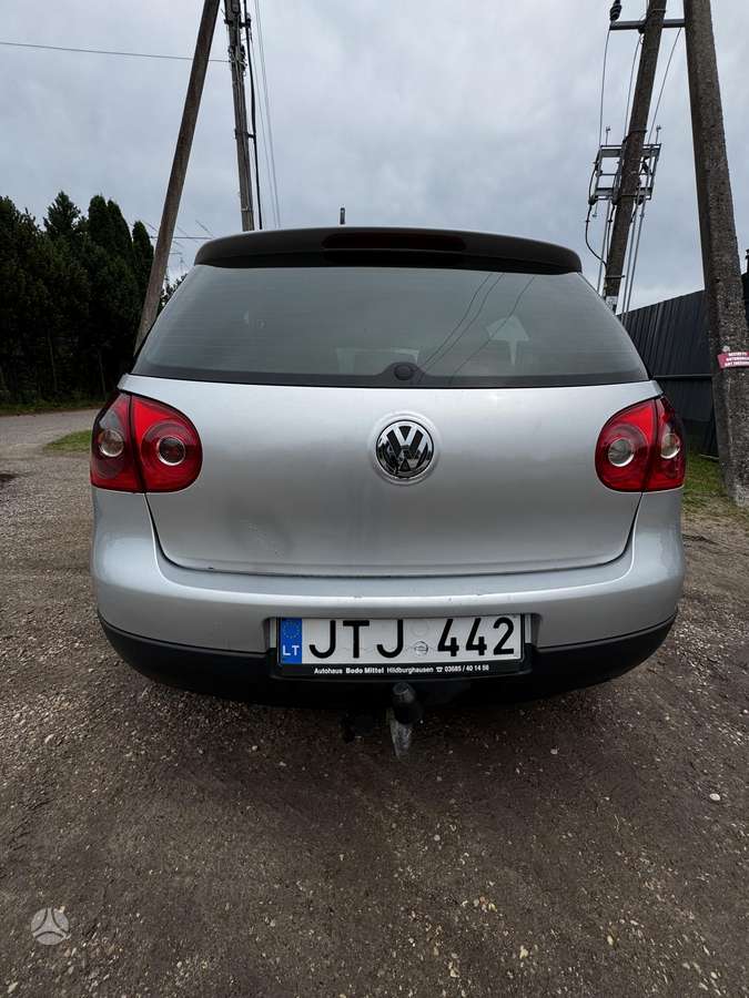 Volkswagen Golf - 3