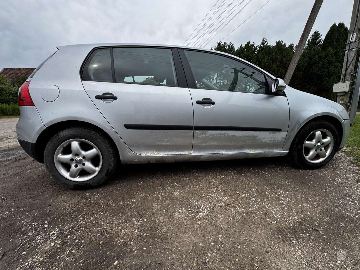 Volkswagen Golf - 7