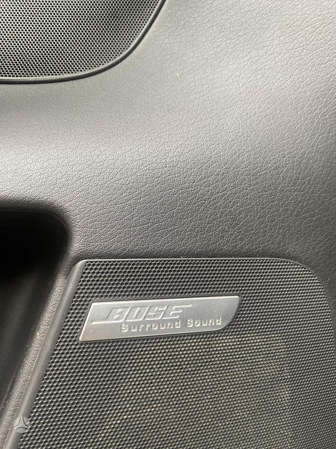Audi A6, universalas