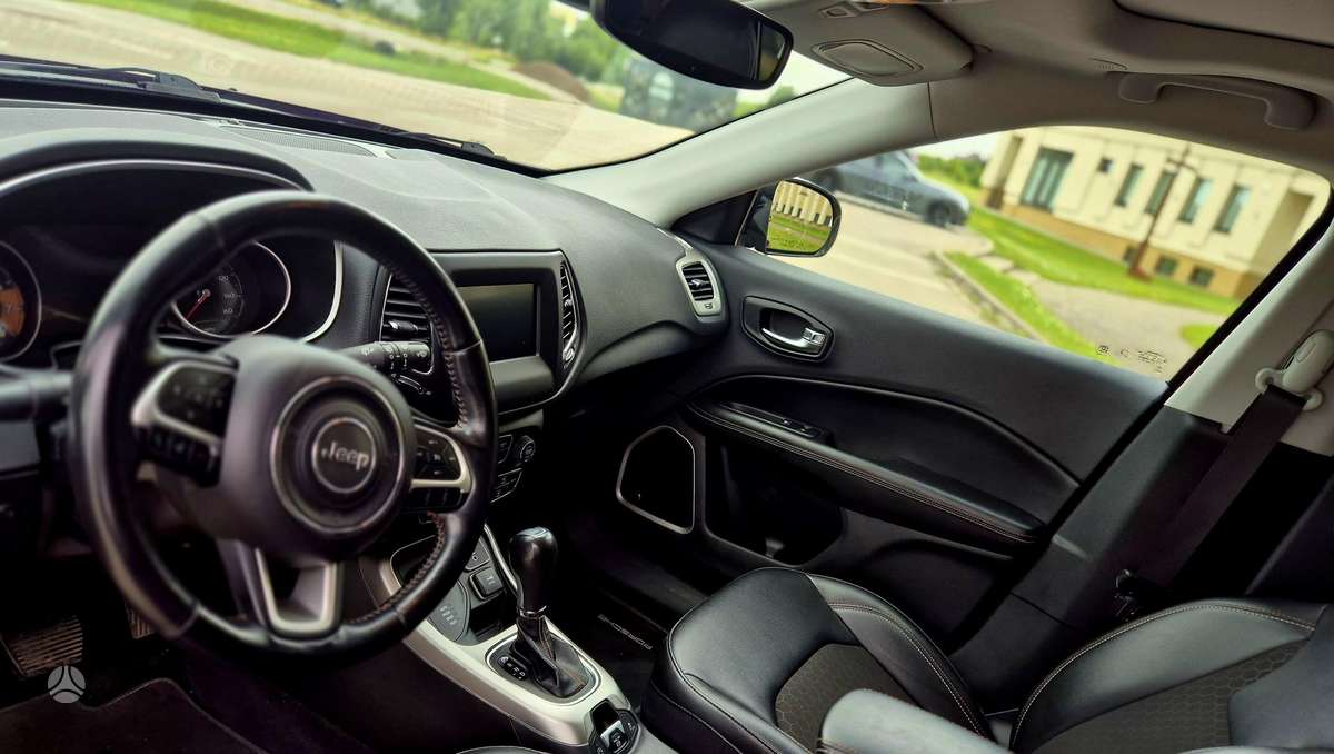 Jeep Compass, 2.4 l., Внедорожник / Кроссовер