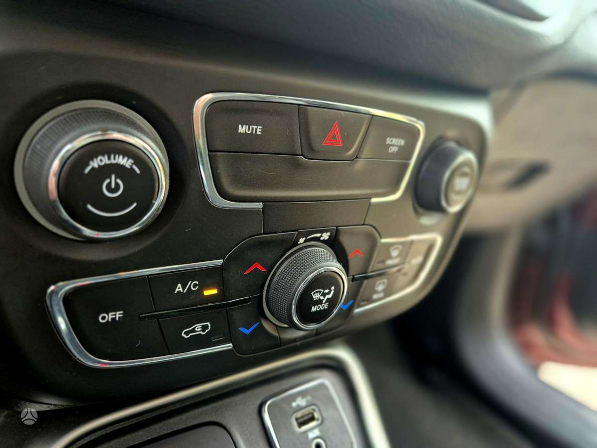 Jeep Compass, 2.4 l., Внедорожник / Кроссовер