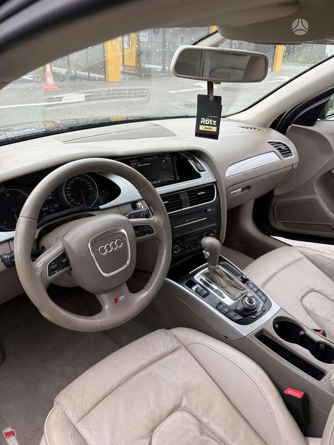 Audi A4, 2.0 l., universalas