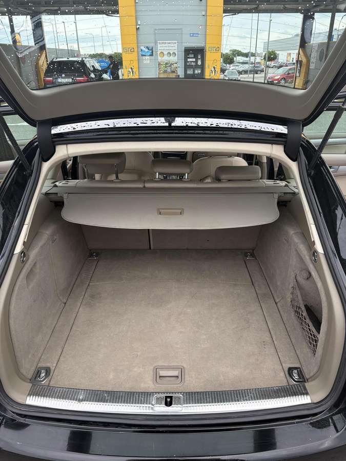 Audi A4, 2.0 l., Универсал
