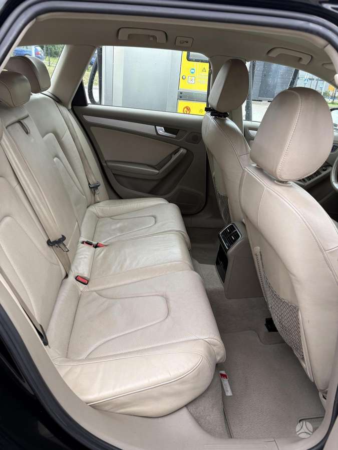 Audi A4, 2.0 l., universalas