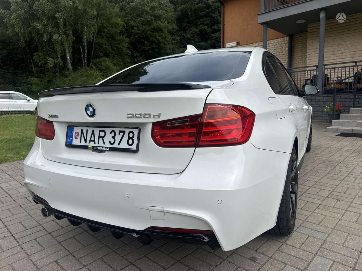 BMW 320, 2.0 l., Седан