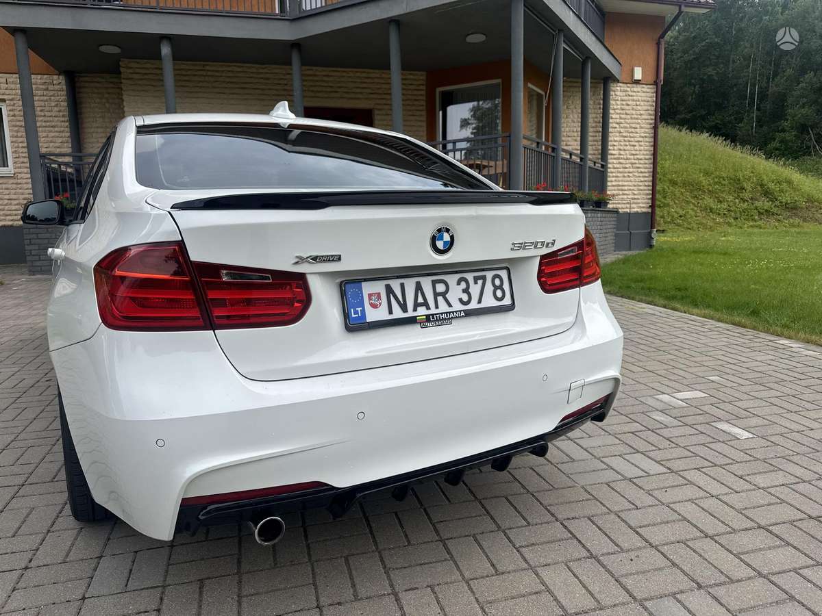 BMW 320, 2.0 l., Седан