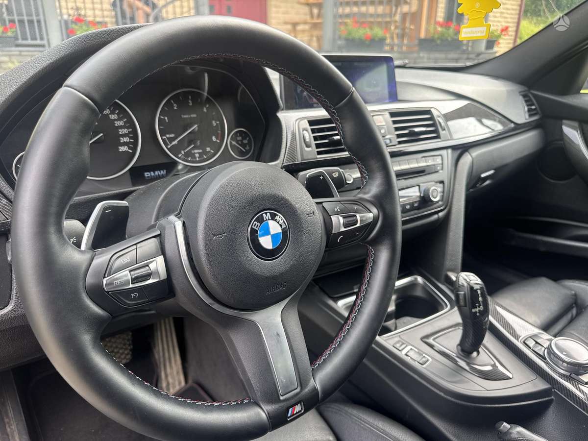 BMW 320, 2.0 l., Седан