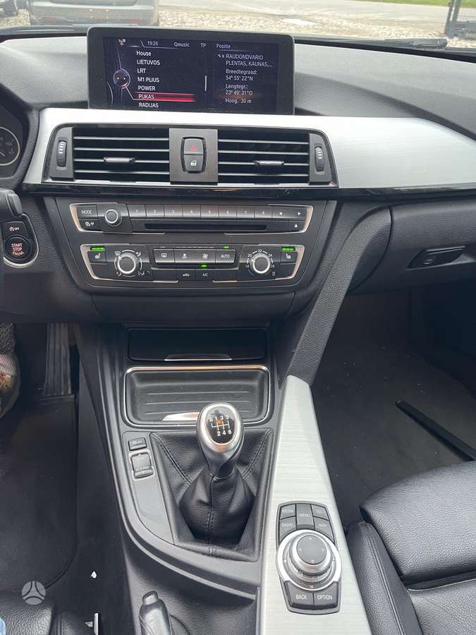 BMW 320, 2.0 l., wagon