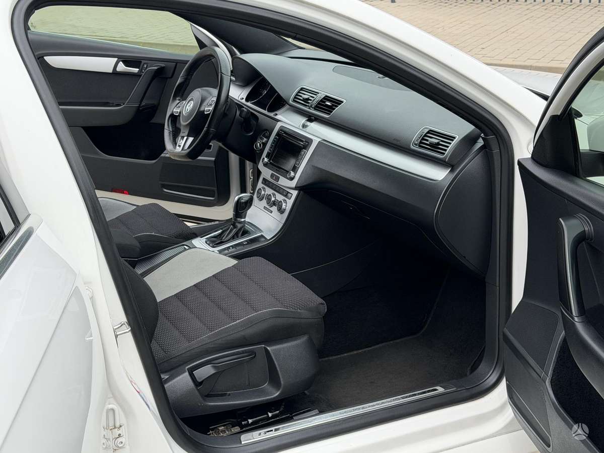 Volkswagen Passat, 2.0 l., Универсал