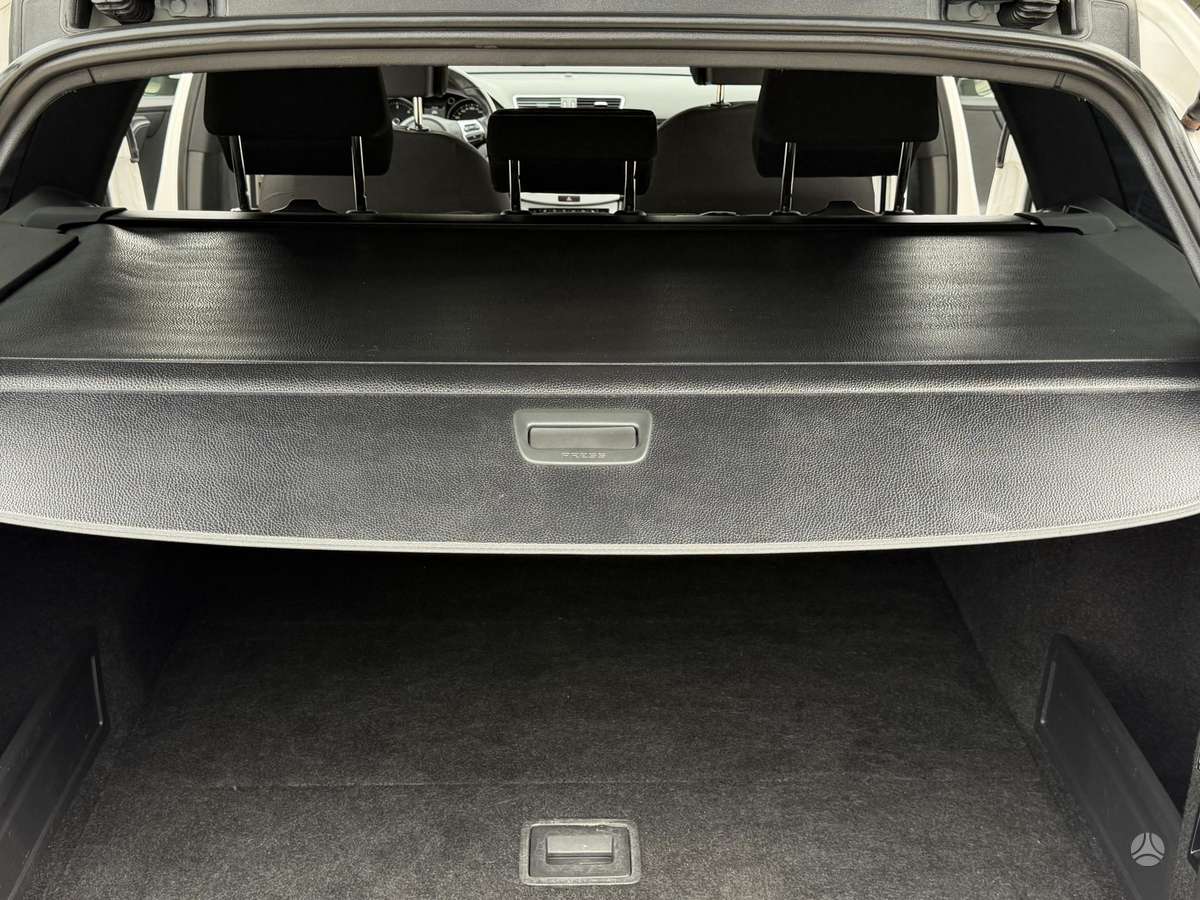 Volkswagen Passat, 2.0 l., Универсал