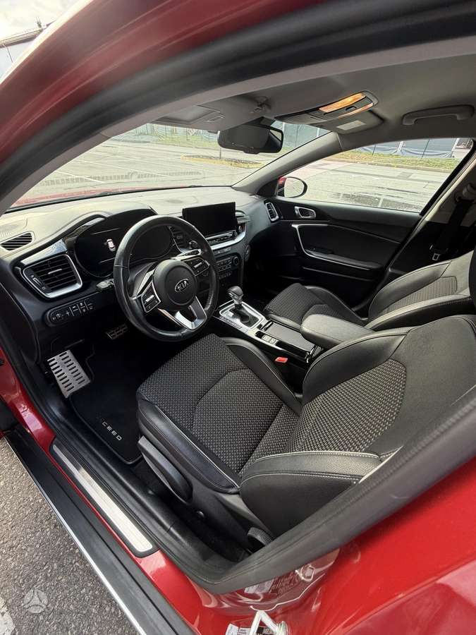 Kia XCeed, 1.5 l., Хэтчбек