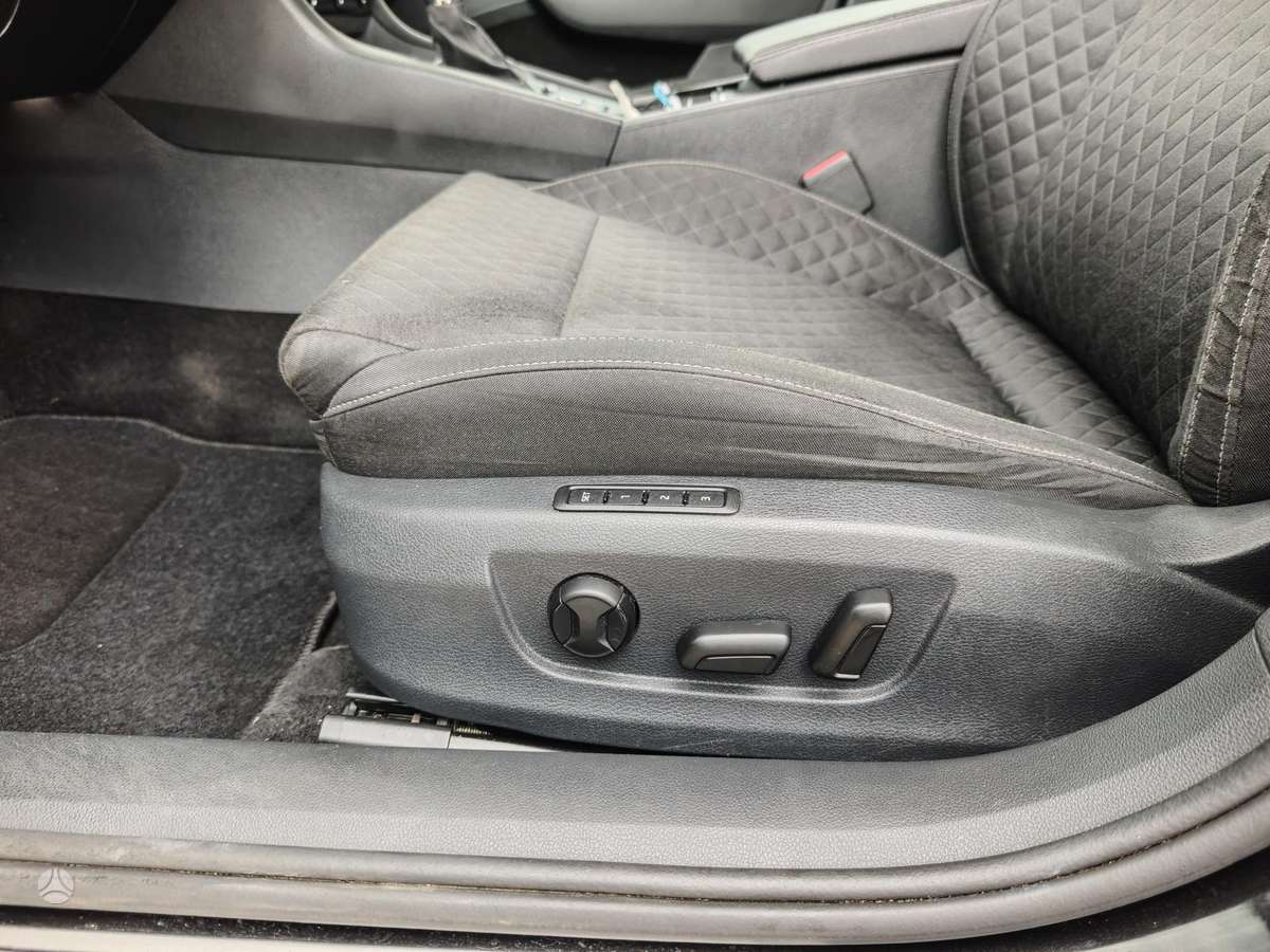 Skoda Superb, 2.0 l., Универсал