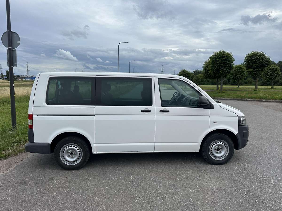 Volkswagen Transporter - 4