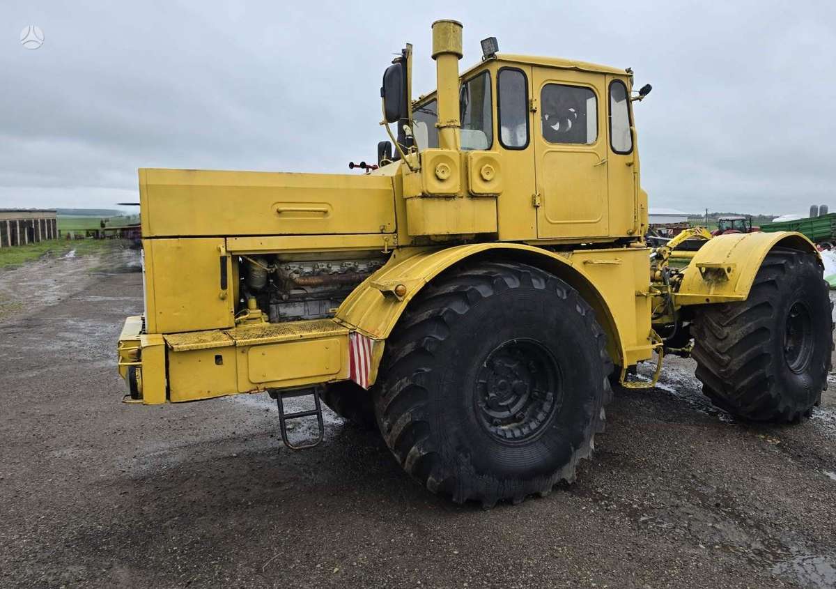 MTZ Kirovec K-700A, тракторы