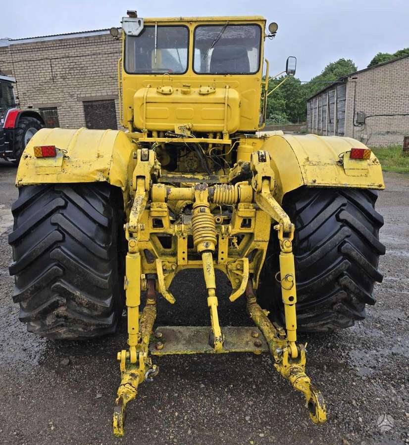 MTZ Kirovec K-700A, тракторы