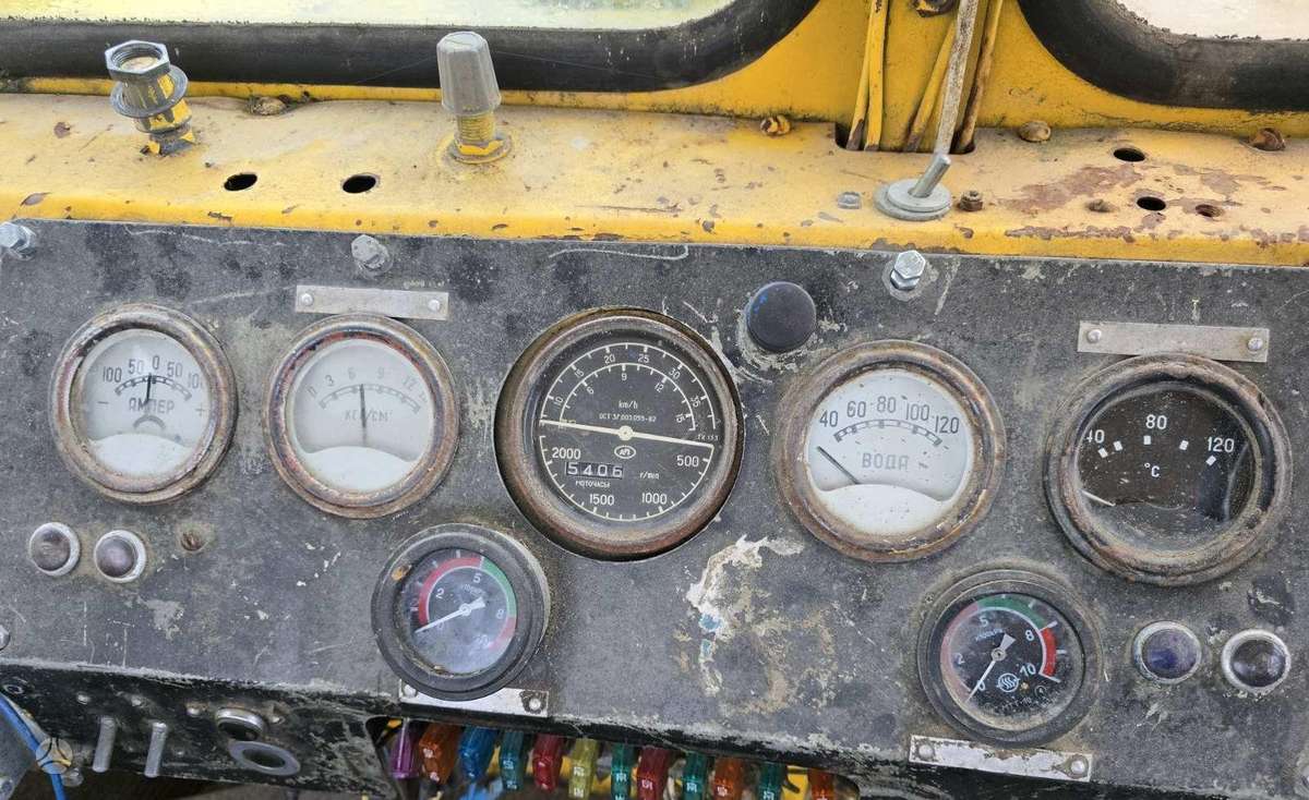 MTZ Kirovec K-700A, traktoriai