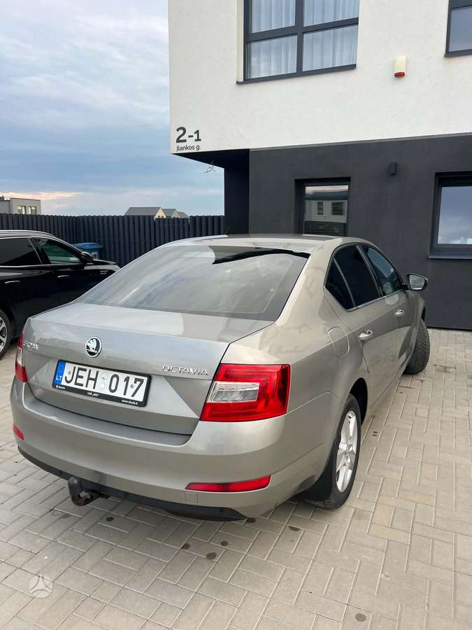 Škoda Octavia - 4