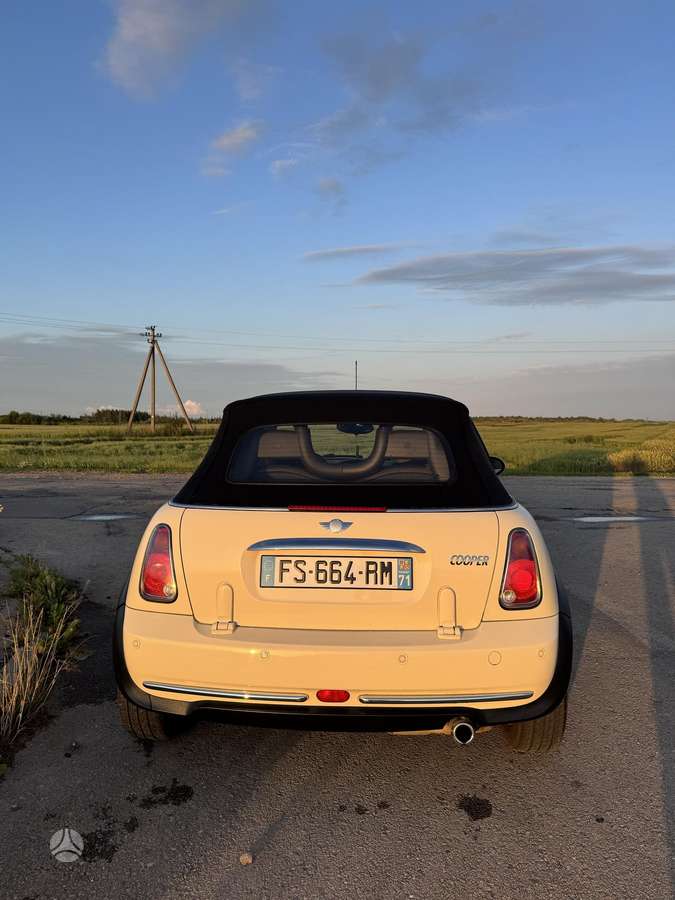 Mini Cooper, 1.6 l., convertible