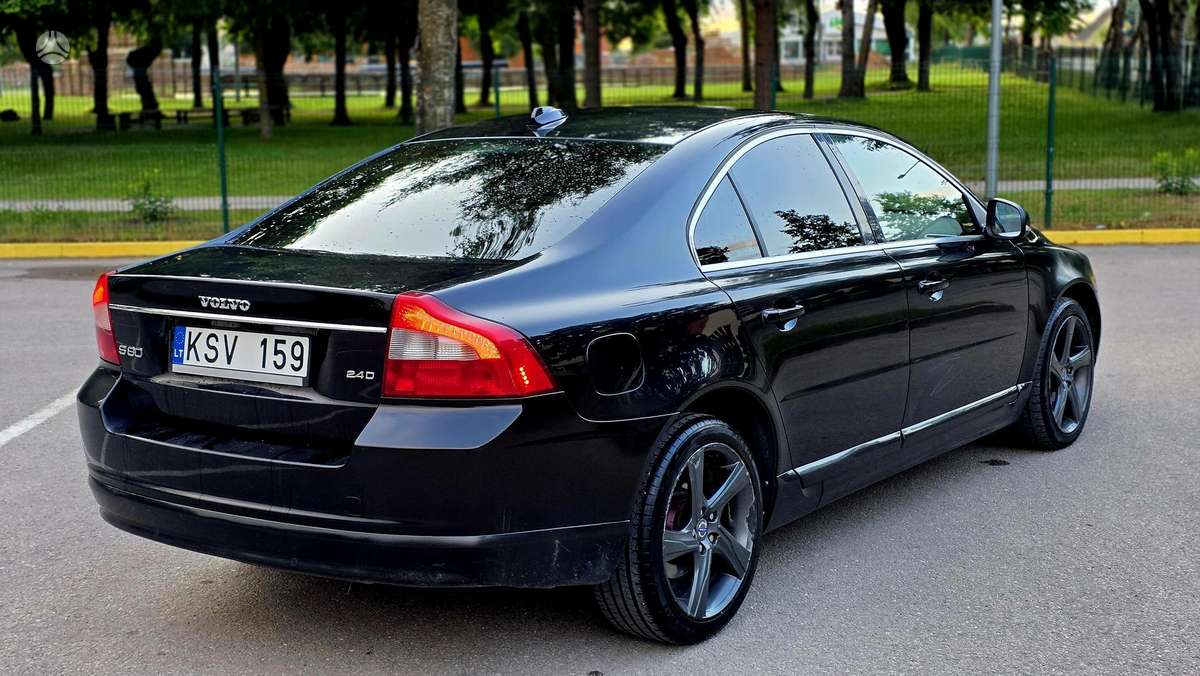 Volvo S80, 2.4 l., Седан
