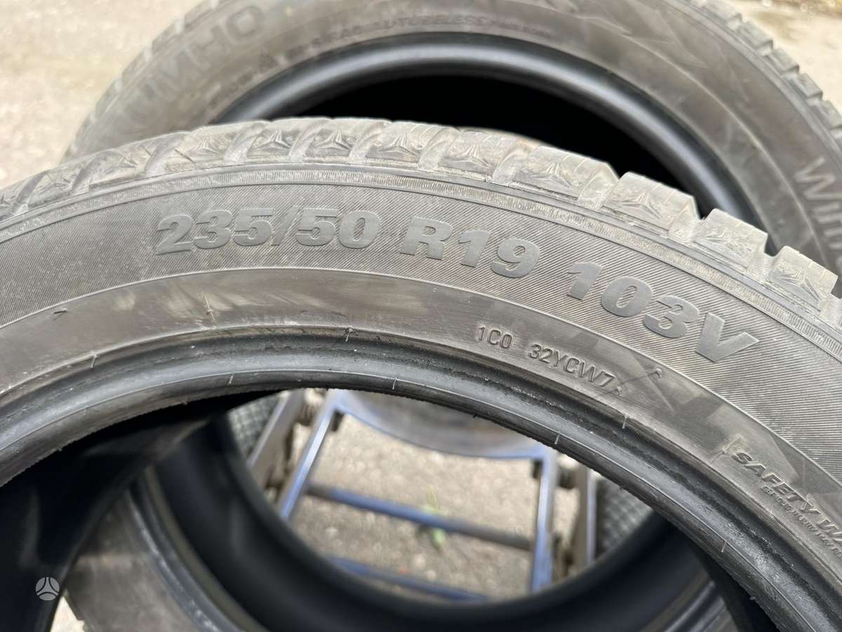 Kumho WinterCraft WP52, winter 235/50 R19