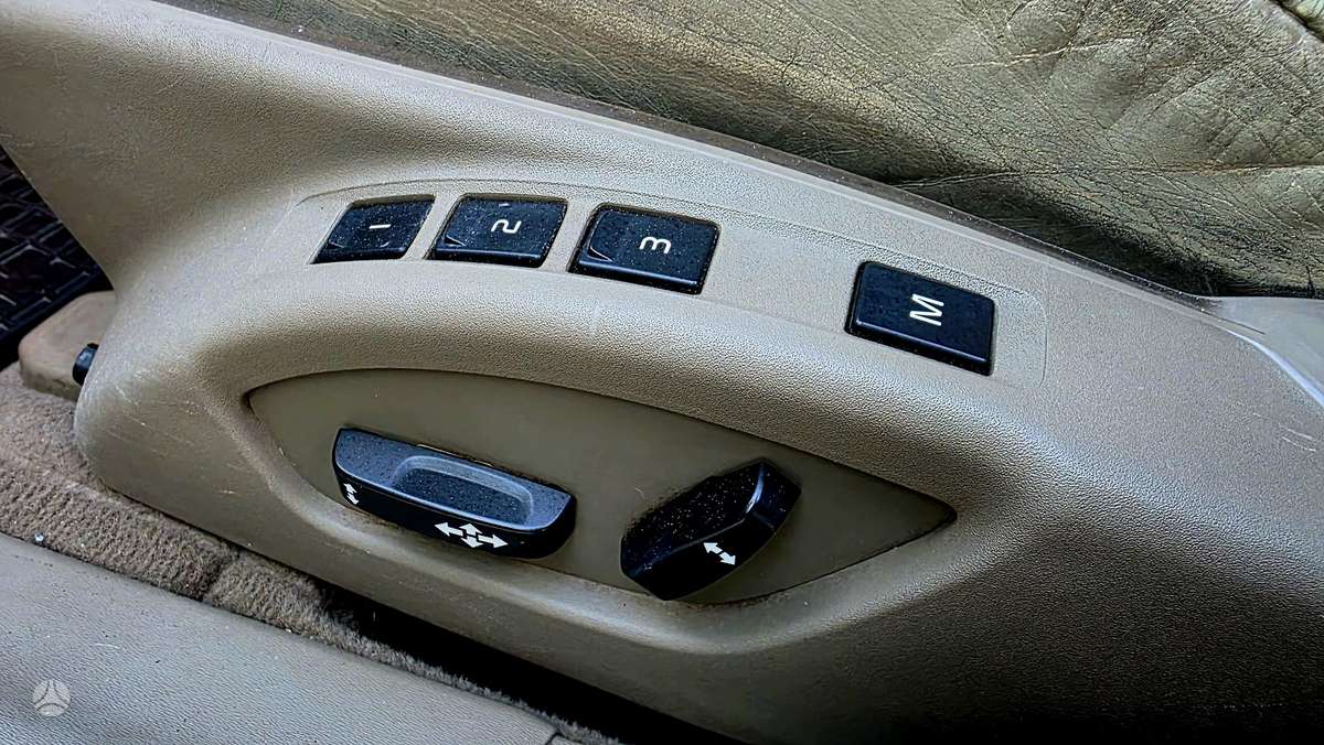 Volvo S80, 2.4 l., Седан