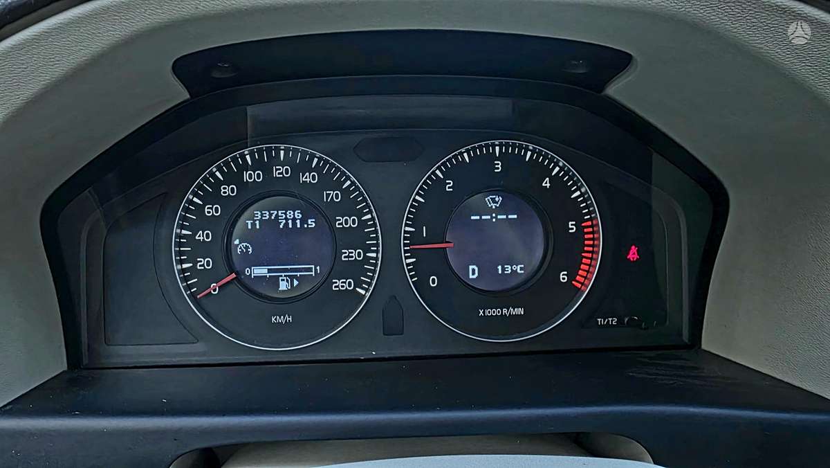 Volvo S80, 2.4 l., Седан