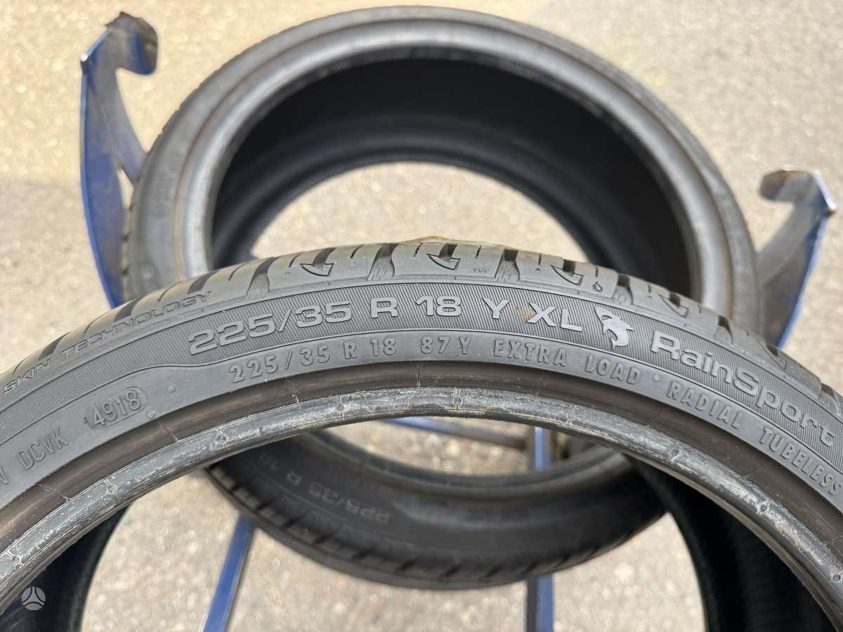 Uniroyal, vasarinės 225/35 R18