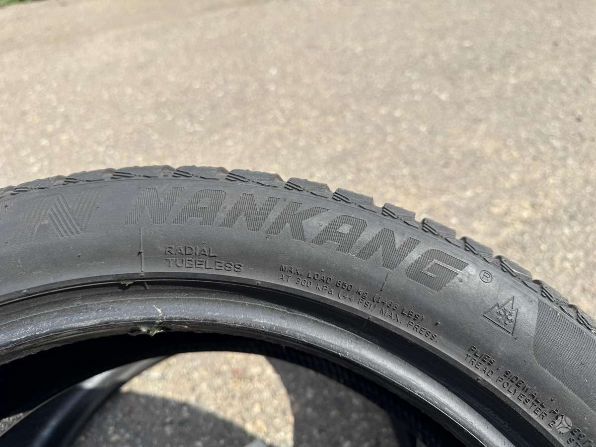 Nankang, universalios 215/50 R19