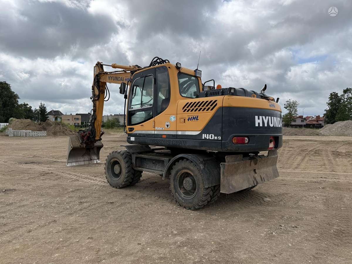 Hyundai 140w-9 Robex, excavator