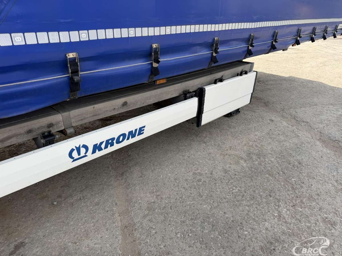 Krone SDP 24 mega, užuolaidinės / tentinės