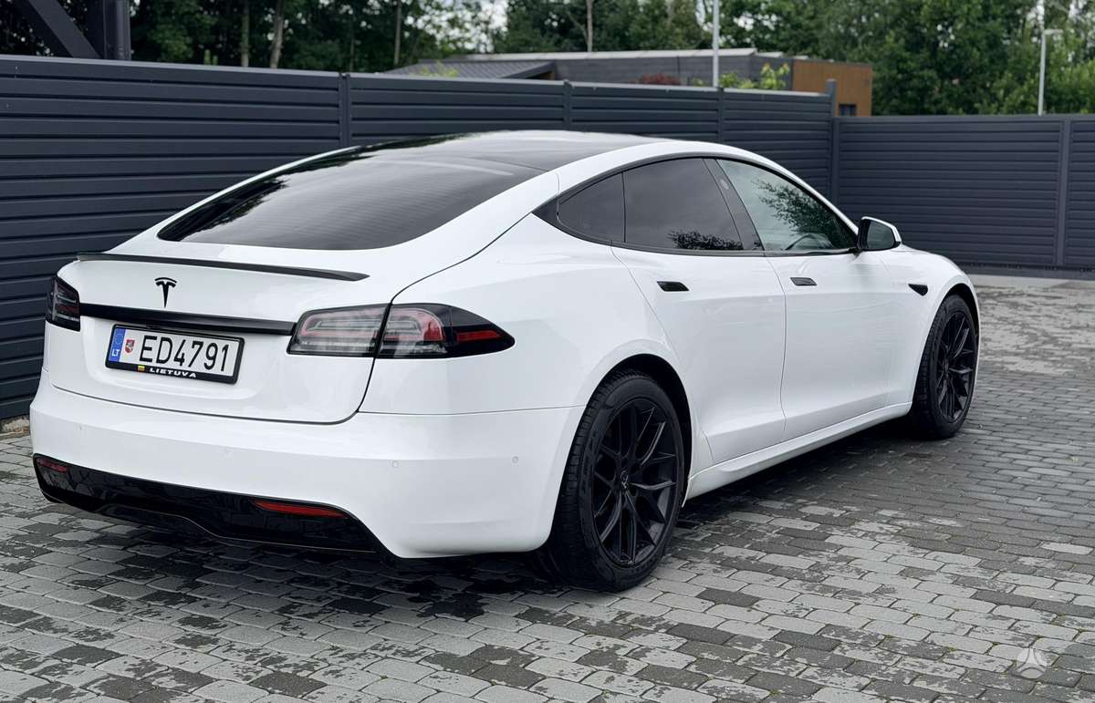 Tesla Model S, 100 кВт·ч, Хэтчбек