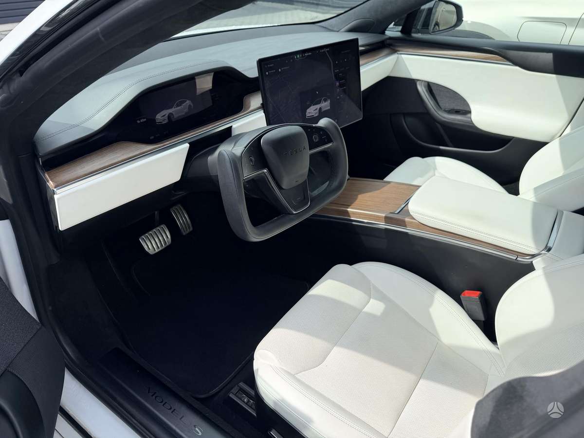 Tesla Model S, 100 кВт·ч, Хэтчбек