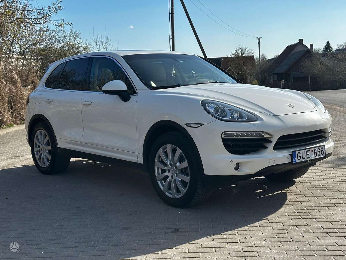Porsche Cayenne - 6