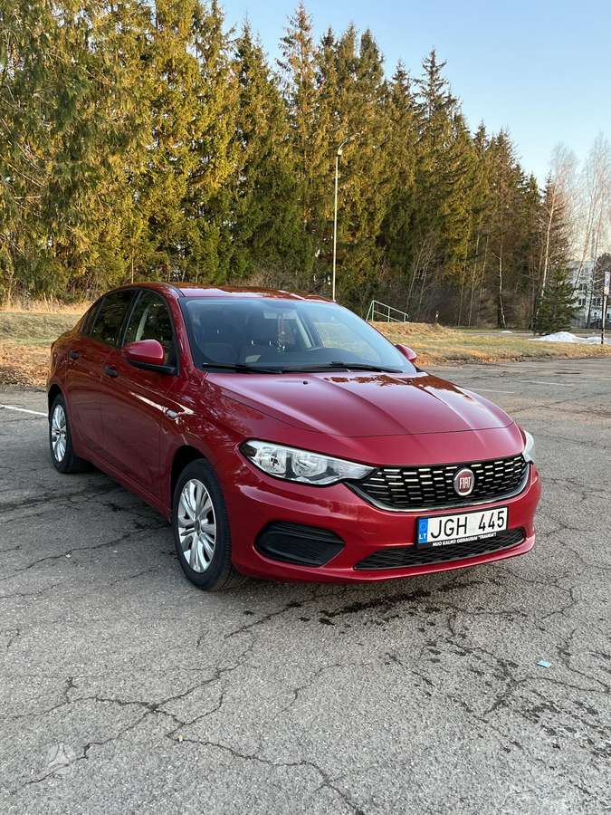 Fiat Tipo, 1.4 l., sedanas