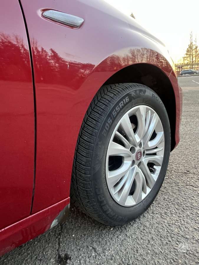 Fiat Tipo, 1.4 l., sedanas