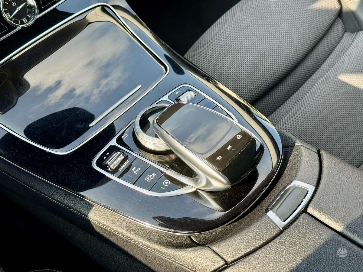 Mercedes-Benz E220, 2.0 l., wagon
