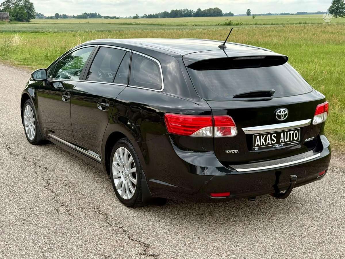Toyota Avensis, 1.8 l., Универсал