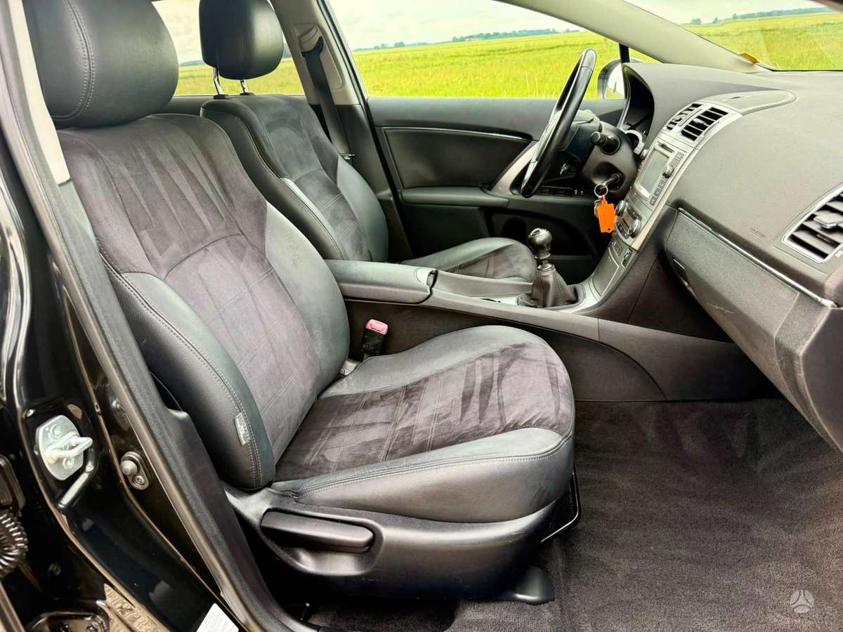 Toyota Avensis, 1.8 l., Универсал