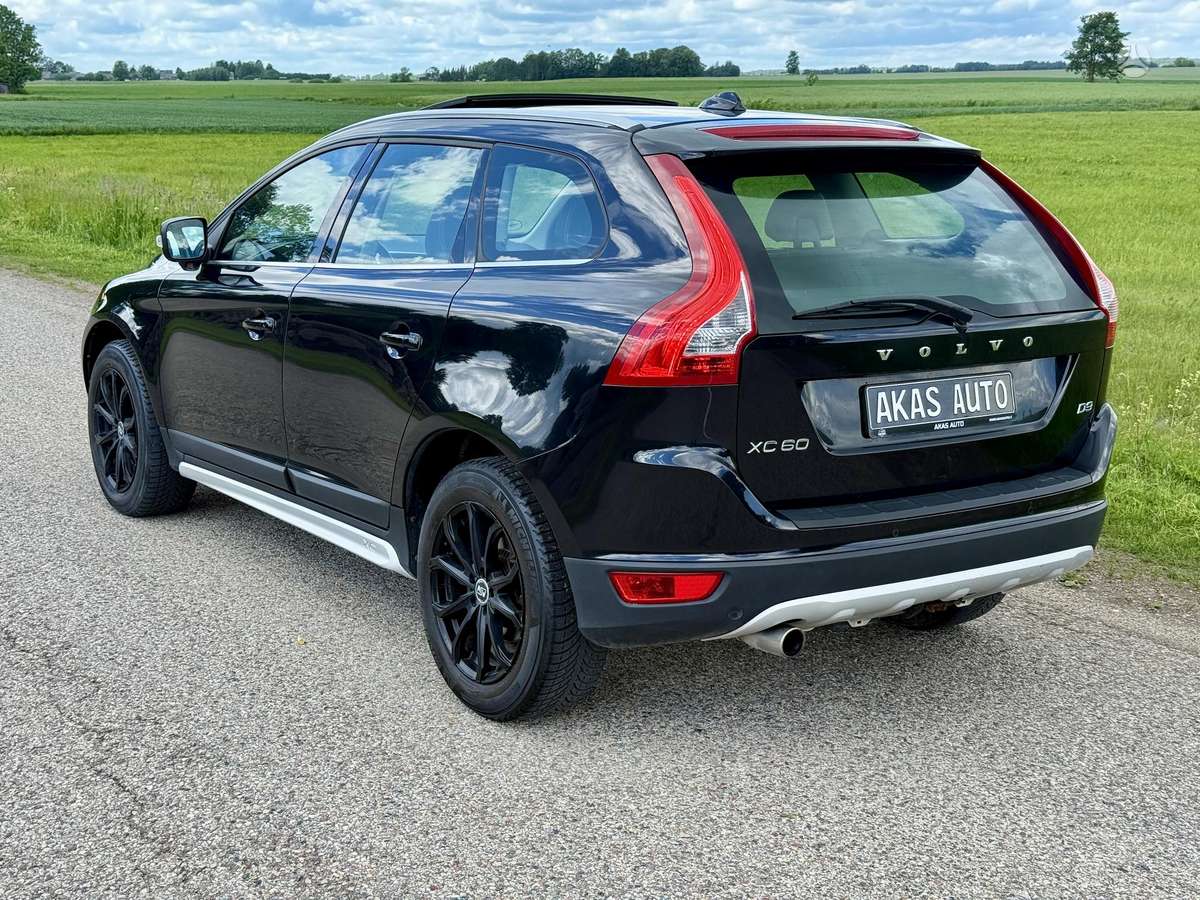 Volvo XC60, 2.0 l., Внедорожник / Кроссовер