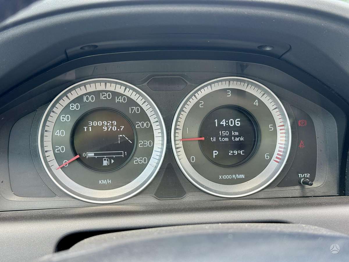 Volvo XC60, 2.0 l., Внедорожник / Кроссовер
