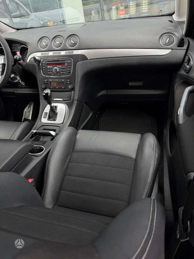 Ford S-MAX, Минивэн