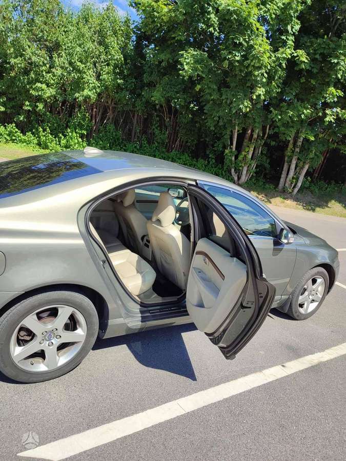 Volvo S80 - 10