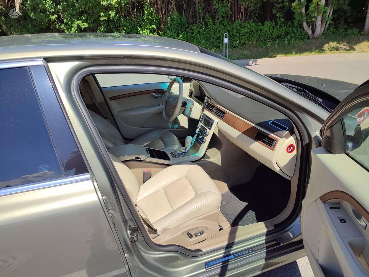 Volvo S80 - 9