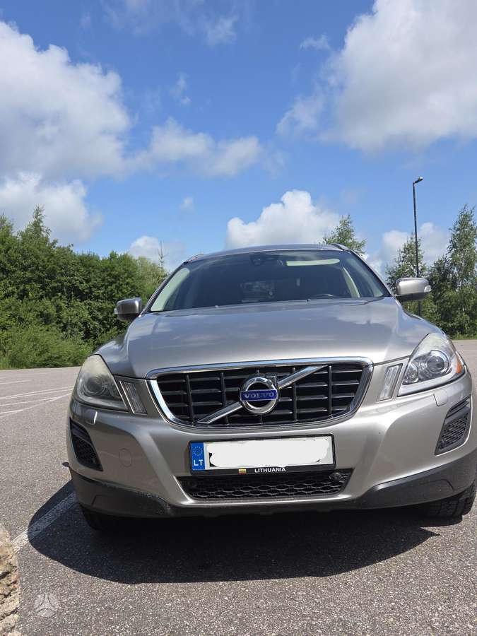 Volvo XC60 - 2