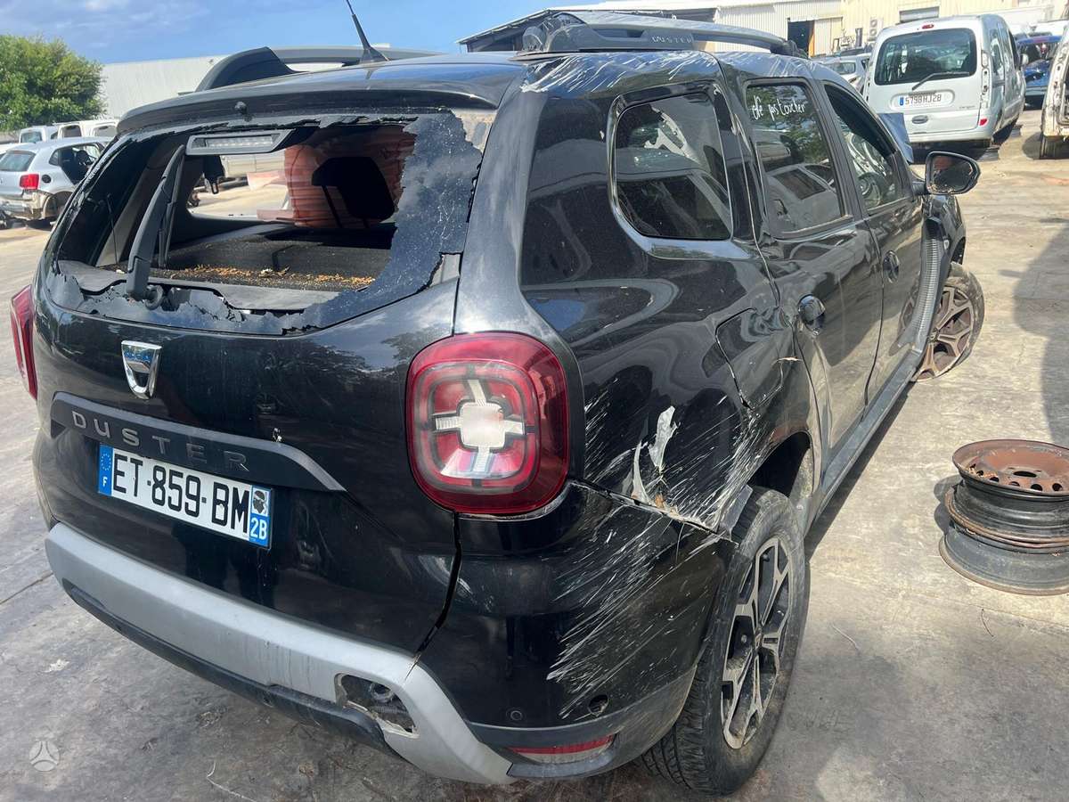 Dacia Duster, Внедорожник / Кроссовер