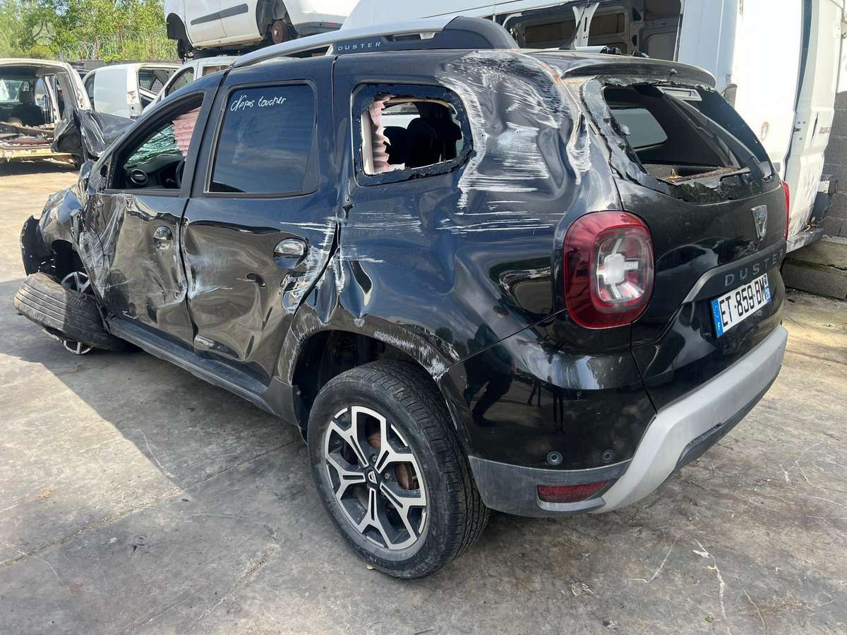 Dacia Duster, visureigis / krosoveris